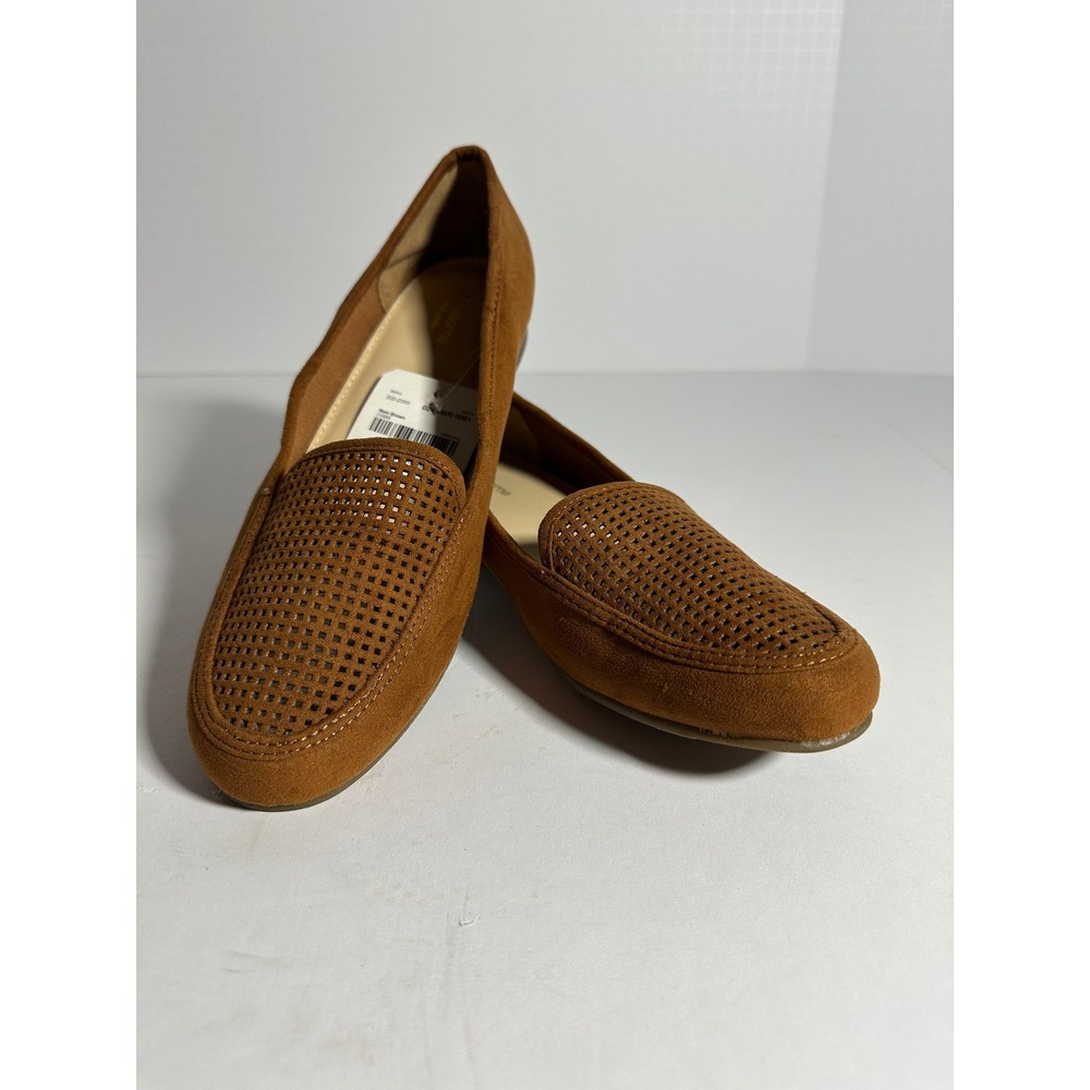 BNWT Liz Claiborne Cognac Brown Perforated Suede Loafers Flats Size 10